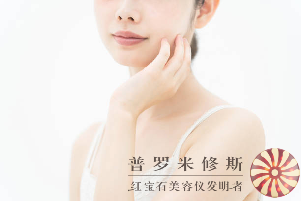 法令纹烦恼？这些美容仪让你告别岁月痕迹！