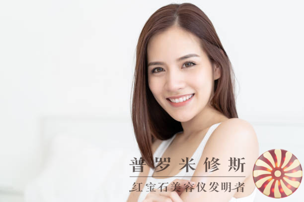 抗皱美容仪：科技力量助你抵御岁月的痕迹！