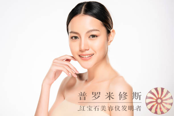 低价高效，抗老紧致美容仪助你抵御衰老迹象！