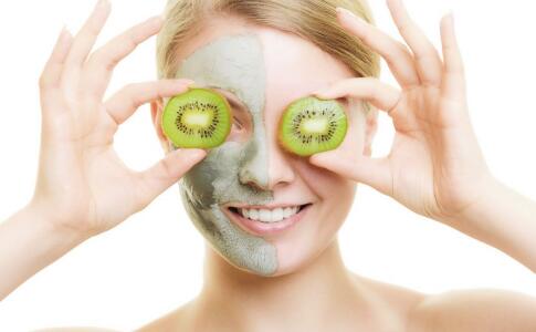 5个小妙招让痘痘消失得无\"印\"无踪