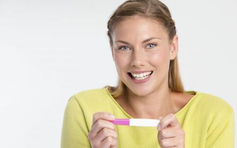 女性美容祛斑的6大食疗法