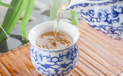 喝出美丽，玫瑰花茶助你祛斑！揭秘玫瑰花茶的惊人护肤作用！
