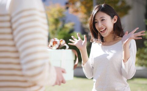 白醋祛斑美容的小窍门
