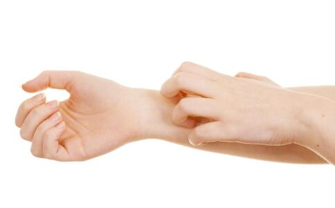 2种DIY面膜 轻松祛痘不留痕