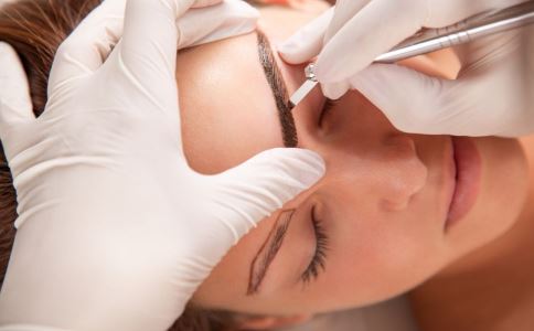 喝凉茶不祛痘 治疗青春痘五方法