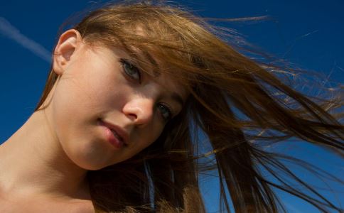 茶树精油祛痘效果好