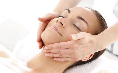 祛痘印的小窍门