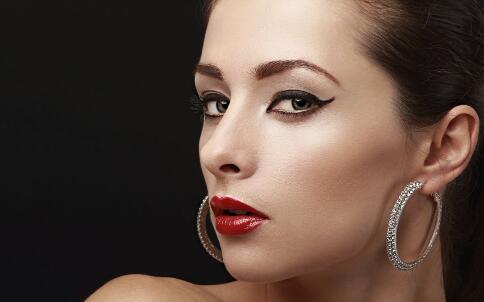 轻松祛除鱼尾纹有妙招