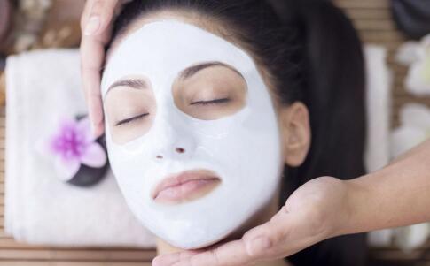 眼部鱼尾纹是这样形成的