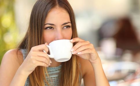 消除皱纹的各种方法 你适合哪个