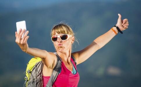 眼部长皱纹的3大原因