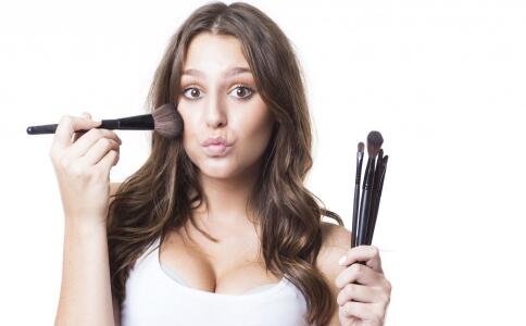 哪个星座MM最容易长皱纹