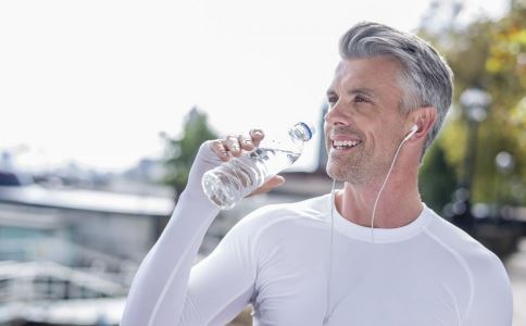 长皱纹的坏习惯有哪些